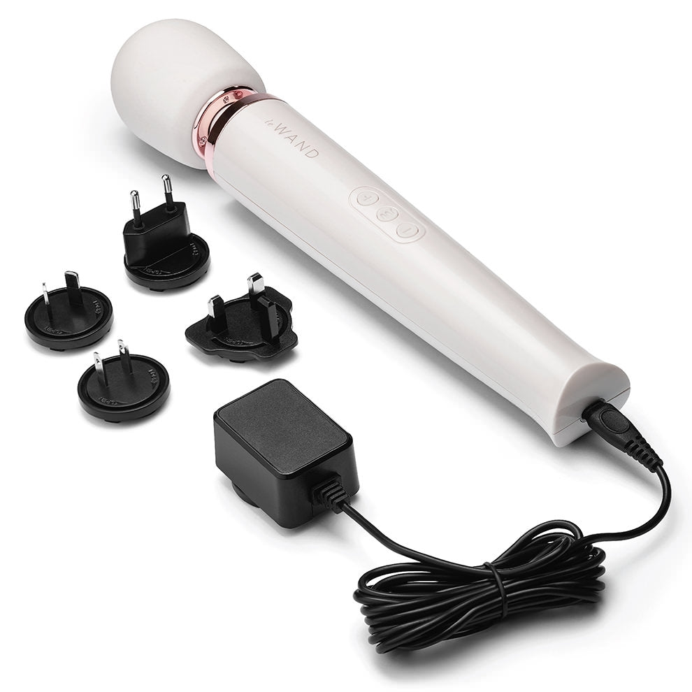 Le Wand Rechargeable Vibrating Massager